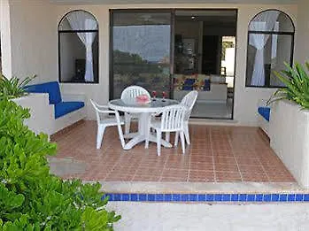 Aquatech Villas Derosa Resort 아쿠말 멕시코