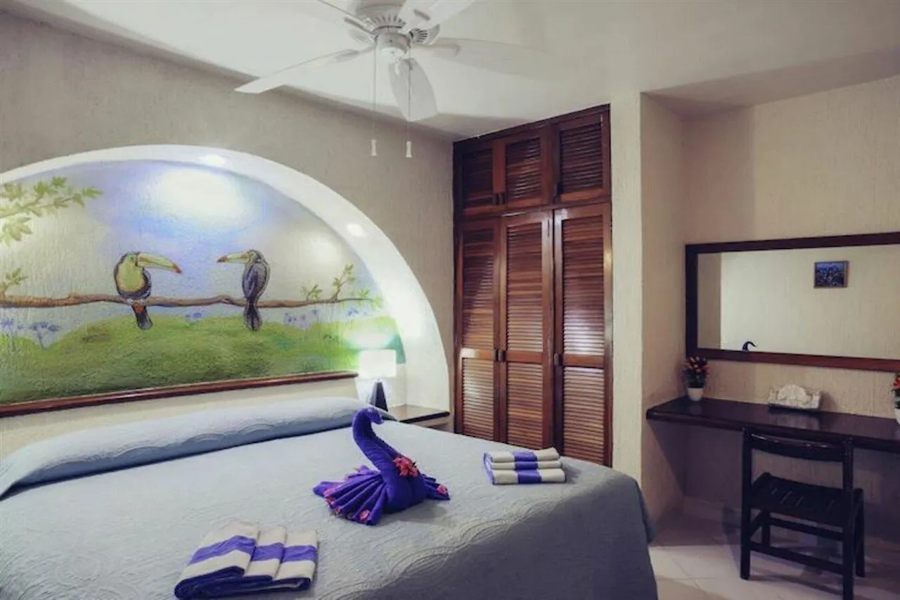 Aquatech Villas Derosa Resort Akumal