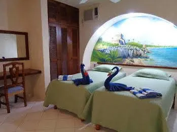 Aquatech Villas Derosa Resort Akumal 3*,  Messico