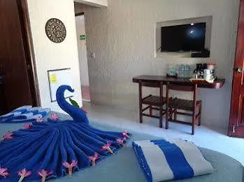 Aquatech Villas Derosa Resort Akumal 3*,
