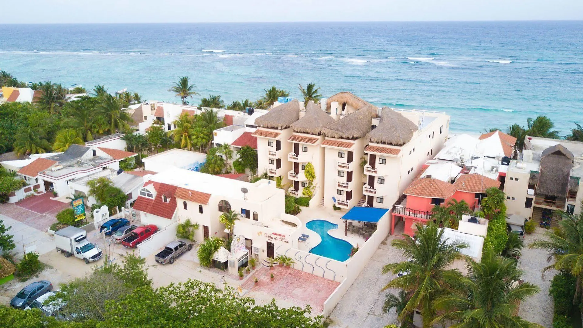 Aquatech Villas Derosa Resort Akumal México