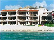 Aquatech Villas Derosa Resort Akumal